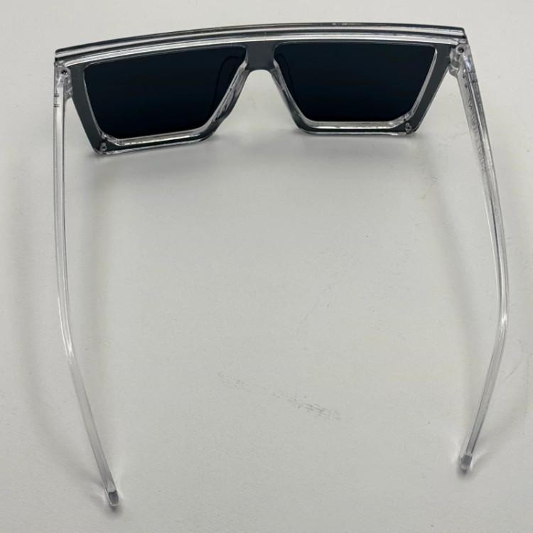 تصویر عینک آفتابی ysl مشکی کد 2001