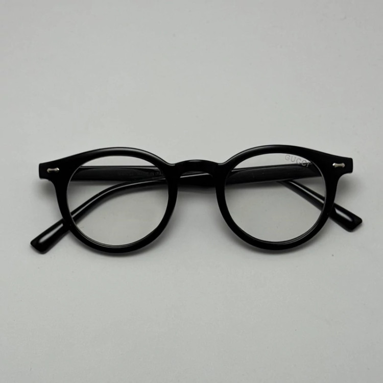 تصویر فریم عینک طبی بلوکات گوچی GUCCI گرد مشکی