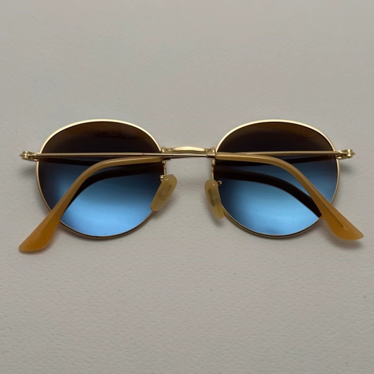 تصویر عینک آفتابی پلاریزه گرد فوق سبک آبی فریم طلایی کد 3447