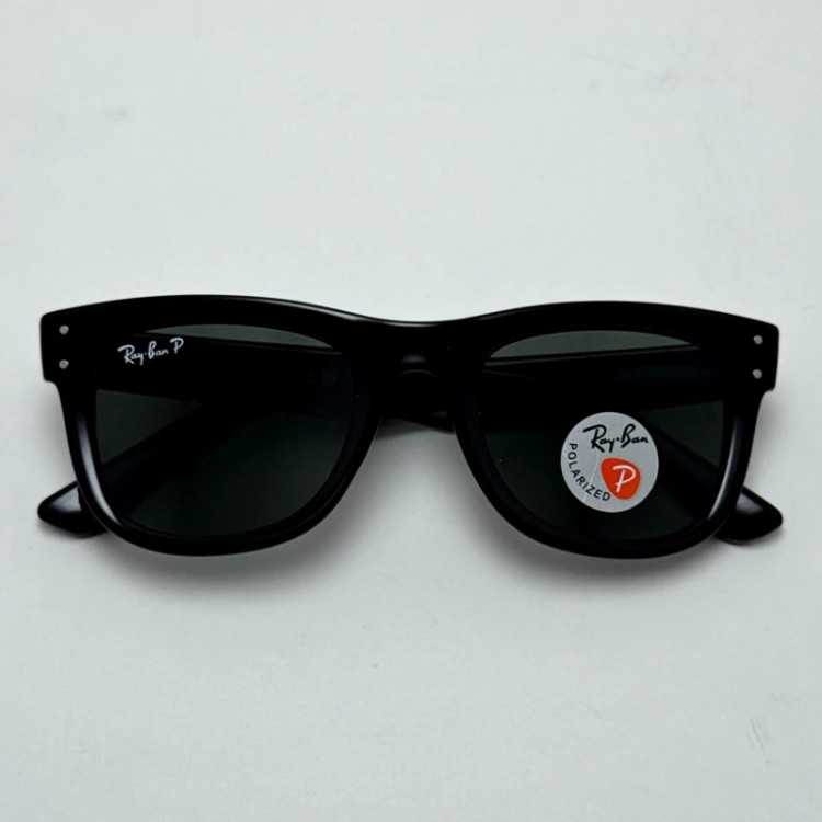 تصویر عینک آفتابی ریبن ویفرر ریورس پلاریزه سبز فریم مشکی براق به همراه پک کامل ریبن Rayban WAYFARER REVERSE RB 0502S