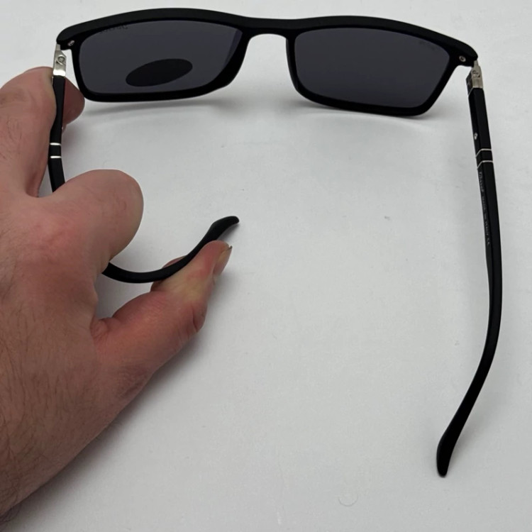 تصویر عینک آفتابی پلاریزه پرسول PERSOL مستطیلی لولا فنری کد P 8011