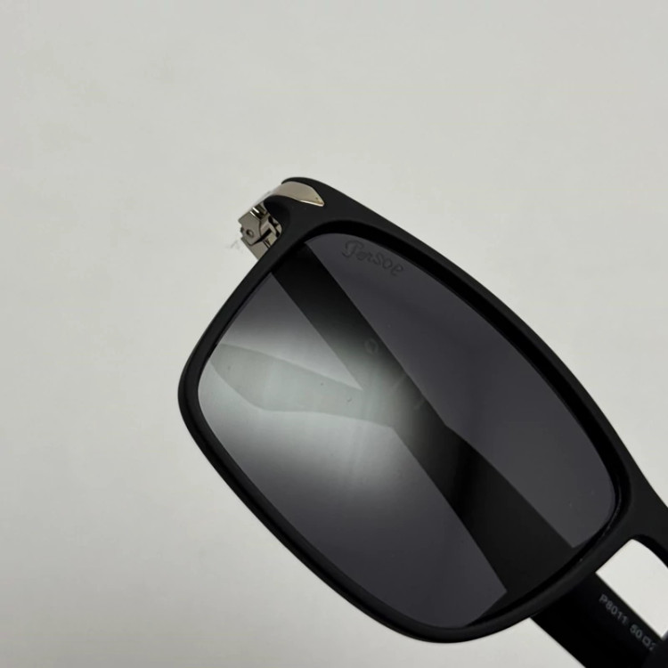 تصویر عینک آفتابی پلاریزه پرسول PERSOL مستطیلی لولا فنری کد P 8011
