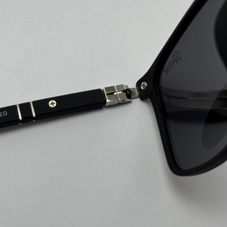 تصویر عینک آفتابی پلاریزه پرسول PERSOL مستطیلی لولا فنری کد P 8011