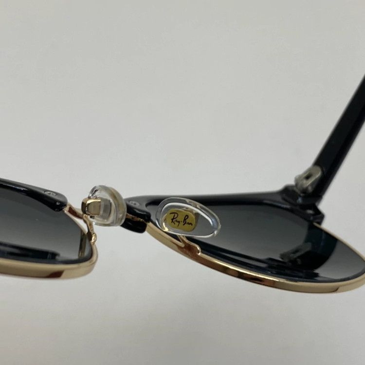 تصویر عینک ریبن rayban کلاب مستر شیشه سنگ مشکی طلایی RB 3016 با پک کامل اورجینال ریبن (جعبه،کیف،دستمال نانو،شناسنامه،کاتالوگ)