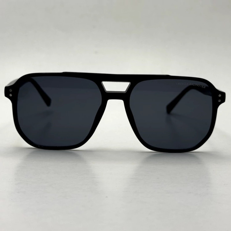 تصویر عینک آفتابی جنتل مانستر مشکی کد 88888 به همراه کاور پارچه ای و دستمال نانو