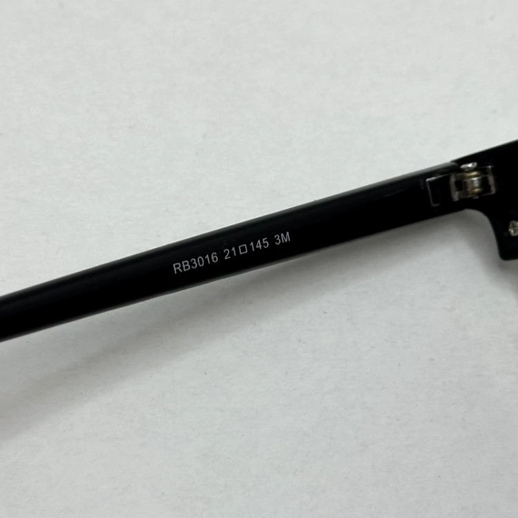 تصویر عینک آفتابی کلاب مستر ریبن rayban شیشه سنگ مشکی فریم نقره ای به همراه پک کامل RB 3016