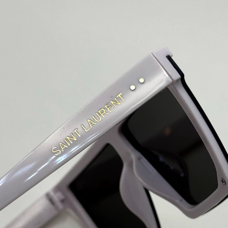 تصویر عینک آفتابی ysl سفید آیینه ای کد 2001