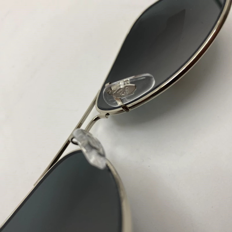 تصویر عینک آفتابی ریبن خلبانی rayban مشکی نقره ای با پک کامل ریبن