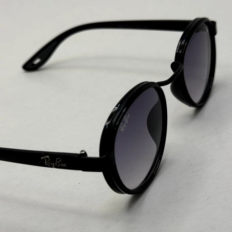 تصویر عینک آفتابی گرد ریبن فراری مشکی با پک کاملRayban Ferrari RB3705