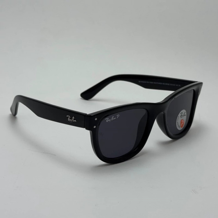 تصویر عینک آفتابی ریبن ویفرر ریورس پلاریزه تمام مشکی به همراه پک کامل ریبن Rayban WAYFARER REVERSE RB 0502S