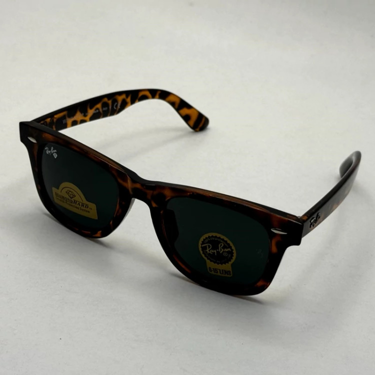 تصویر عینک آفتابی ریبن ویفرری پلنگی عدسی مشکی REYBAN WAYFARER سایز 50 با پک کامل