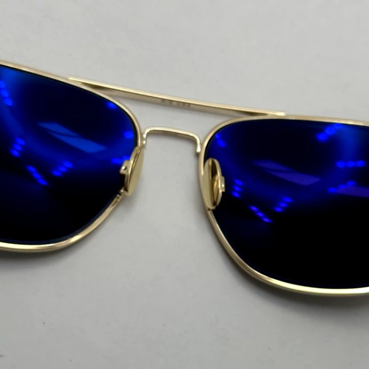 تصویر عینک آفتابی خلبانی رندولف شیشه سنگ آنتی رفلکس مشکی فریم طلایی فول پک RANDOLPH AVIATOR RE 58 24K GOLD