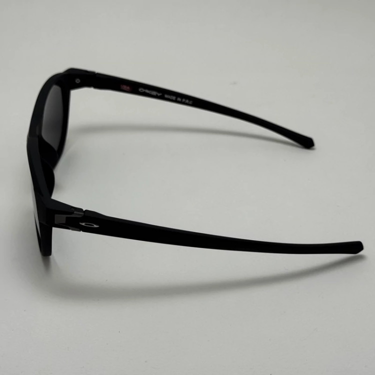 تصویر عینک آفتابی پلاریزه اوکلی Oakley تمام مشکی گرد کد TO4910