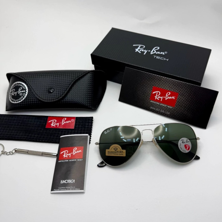 تصویر عینک ریبن خلبانی شیشه سنگ پلاریزه سبز با فریم نقره ای به همراه پک کامل ریبن کد Rayban RB 3026