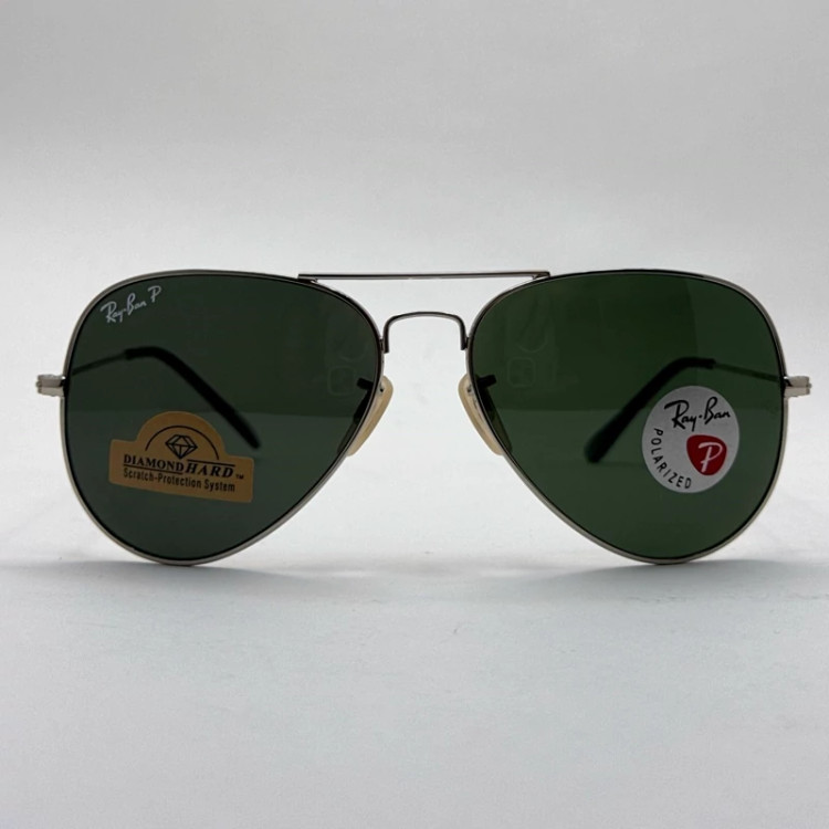 تصویر عینک ریبن خلبانی شیشه سنگ پلاریزه سبز با فریم نقره ای به همراه پک کامل ریبن کد Rayban RB 3026