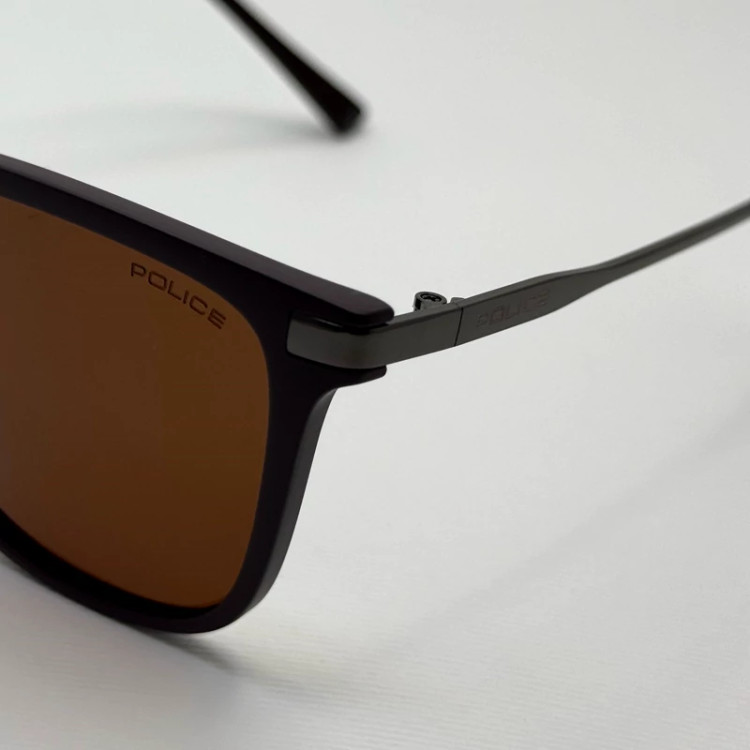 تصویر عینک آفتابی پلیس POLICE قهوه ای پلاریزه یووی 400 به همراه کاور پارچه ای و دستمال نانو کد 9104