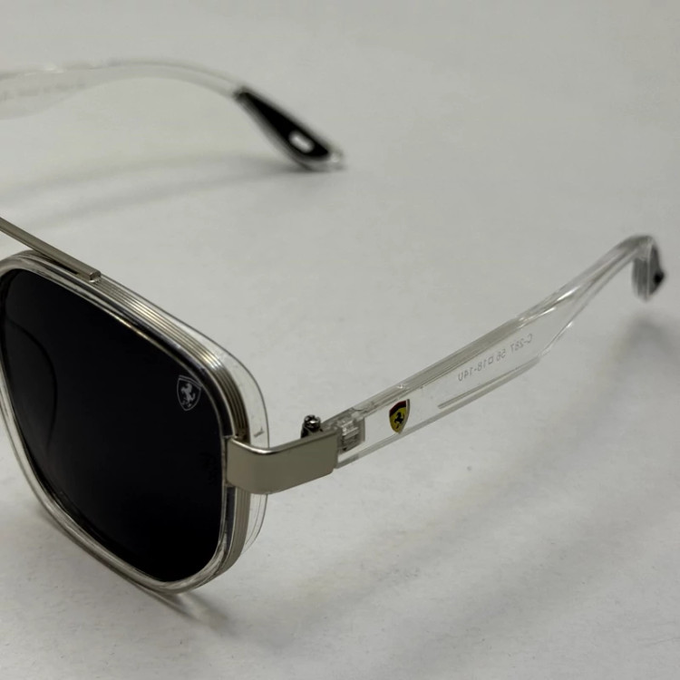 تصویر عینک آفتابی ریبن فراری مستطیلی کریستالی شفاف با پک کامل Rayban Ferrari c287