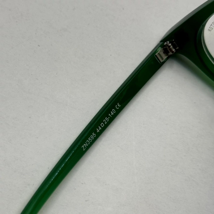 تصویر فریم عینک بلوکات طبی گرد جنتل مانستر ZN 3595 به همراه کاور پارچه ای و دستمال