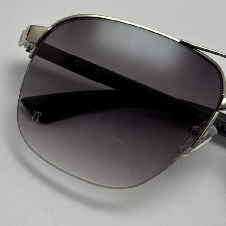 تصویر عینک آفتابی مردانه کارتیر Cartier مدل Santos مشکی نقره ای