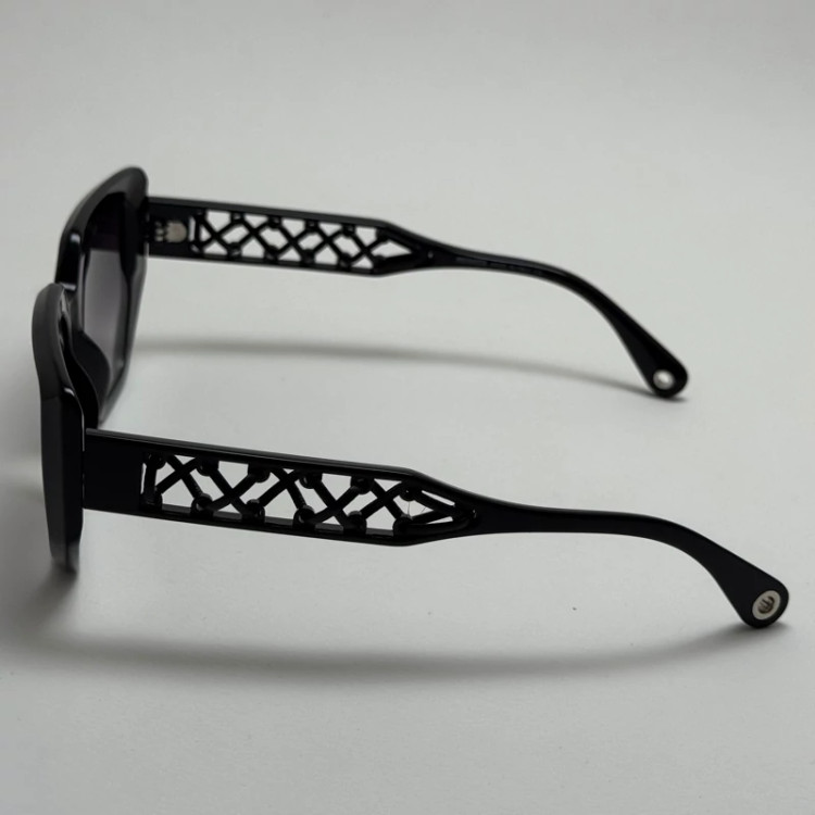 تصویر عینک آفتابی زنانه هرمس مدل Hermes Cut Out Black دسته چرمی مشکی کد رفرنس 1178