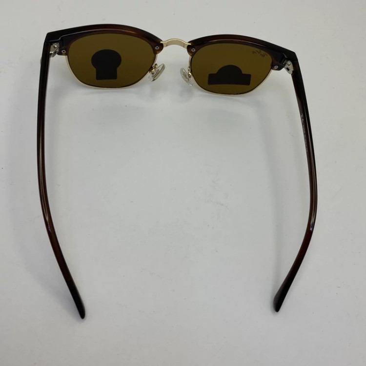 تصویر عینک ریبن rayban کلاب مستر شیشه سنگ قهوه ای طلایی با پک کامل ریبن RB 3016