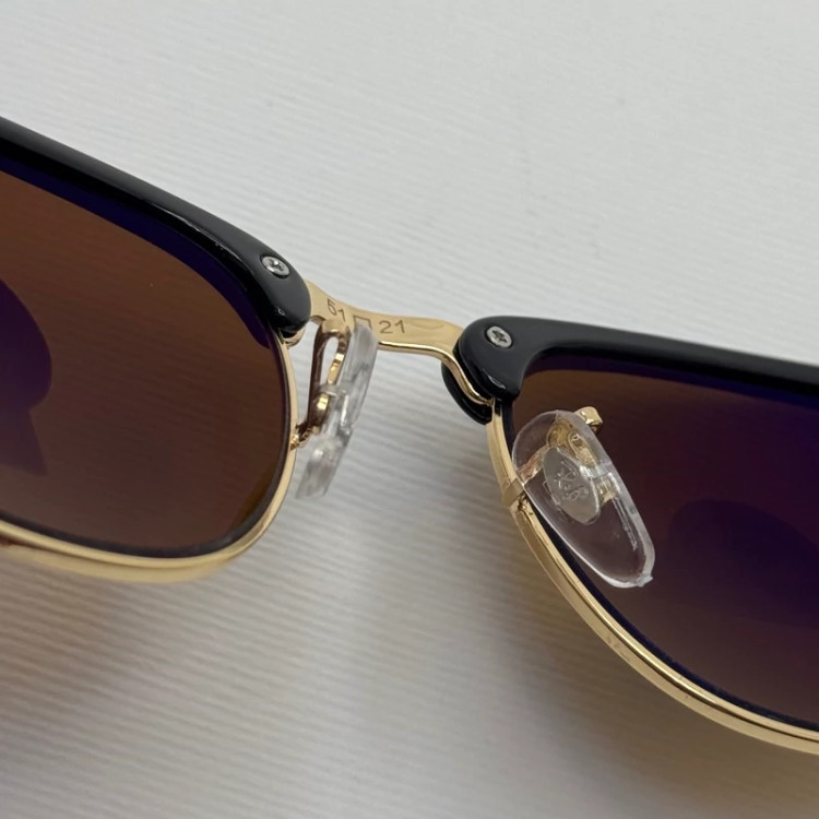 تصویر عینک آفتابی ریبن rayban کلاب مستر شیشه سنگ قهوه ای فریم طلایی rb 3016 به همراه پک کامل