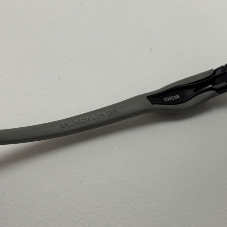 تصویر عینک آفتابی اسپرت اوکلی Oakley مدل Radar EV Path تمام مشکی کد 9208