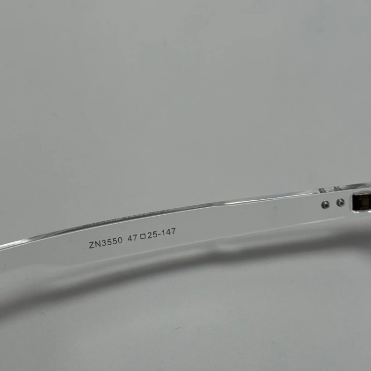 تصویر فریم عینک بلوکات طبی گوچی GUCCI کریستالی شفاف - مخصوص کار با سیستم و موبایل و کامپیوتر - فیلتر نور آبی - ارسال رایگان