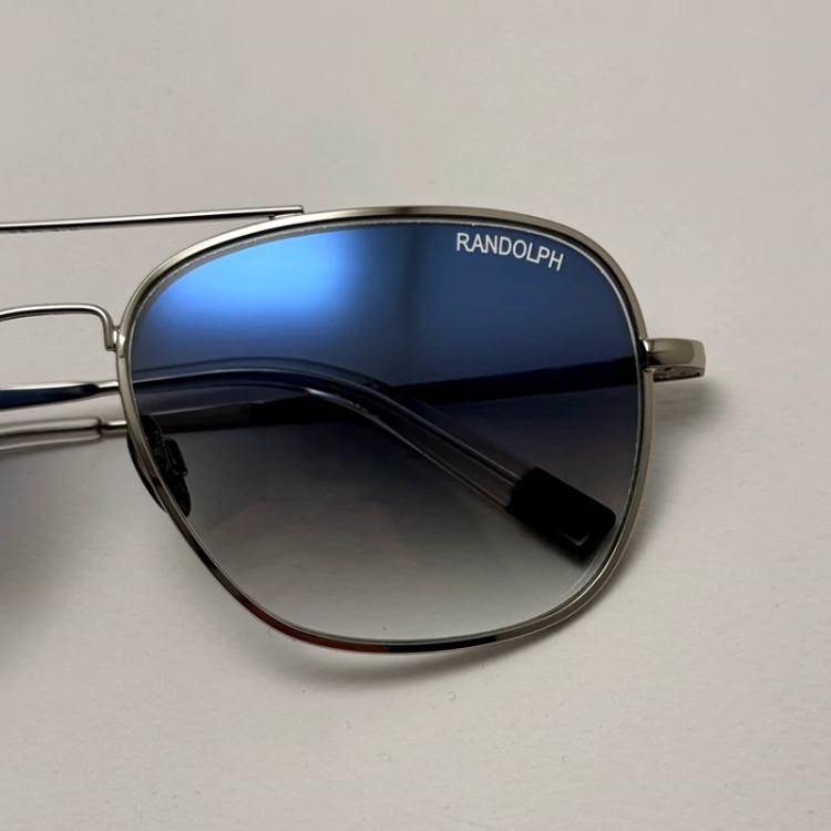 تصویر عینک آفتابی خلبانی رندولف شیشه سنگ آنتی رفلکس آبی هایلایت نقره ای فول پک RANDOLPH AVIATOR RE 58 24K WHITE GOLD