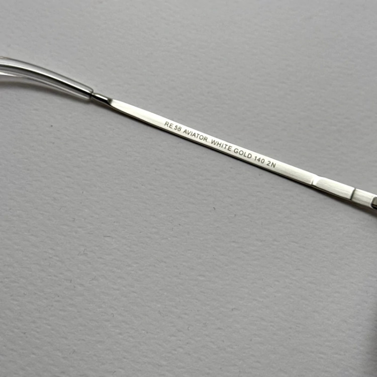 تصویر عینک آفتابی خلبانی رندولف شیشه سنگ آنتی رفلکس آبی هایلایت نقره ای فول پک RANDOLPH AVIATOR RE 58 24K WHITE GOLD