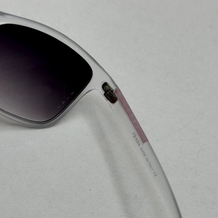 تصویر عینک نشکن پرادا کریستالی عدسی مشکی کد PR8084