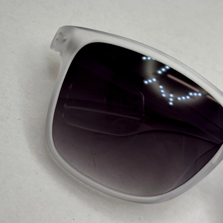 تصویر عینک نشکن پرادا کریستالی عدسی مشکی کد PR8084