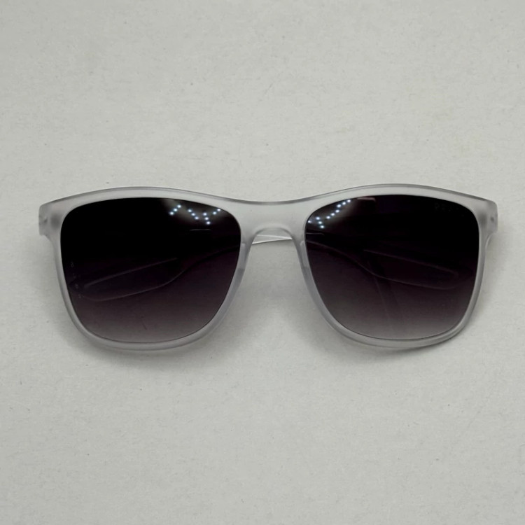 تصویر عینک نشکن پرادا کریستالی عدسی مشکی کد PR8084