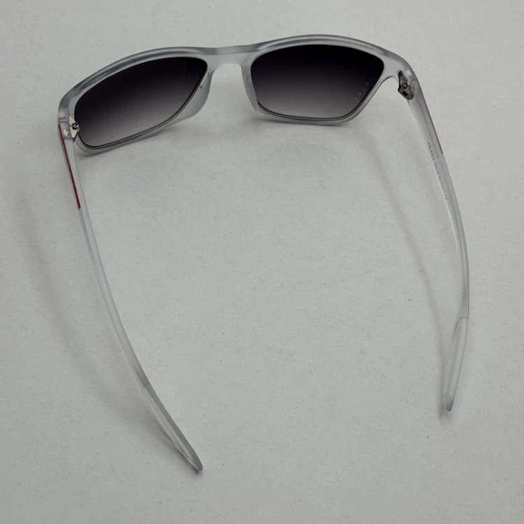 تصویر عینک نشکن پرادا کریستالی عدسی مشکی کد PR8084