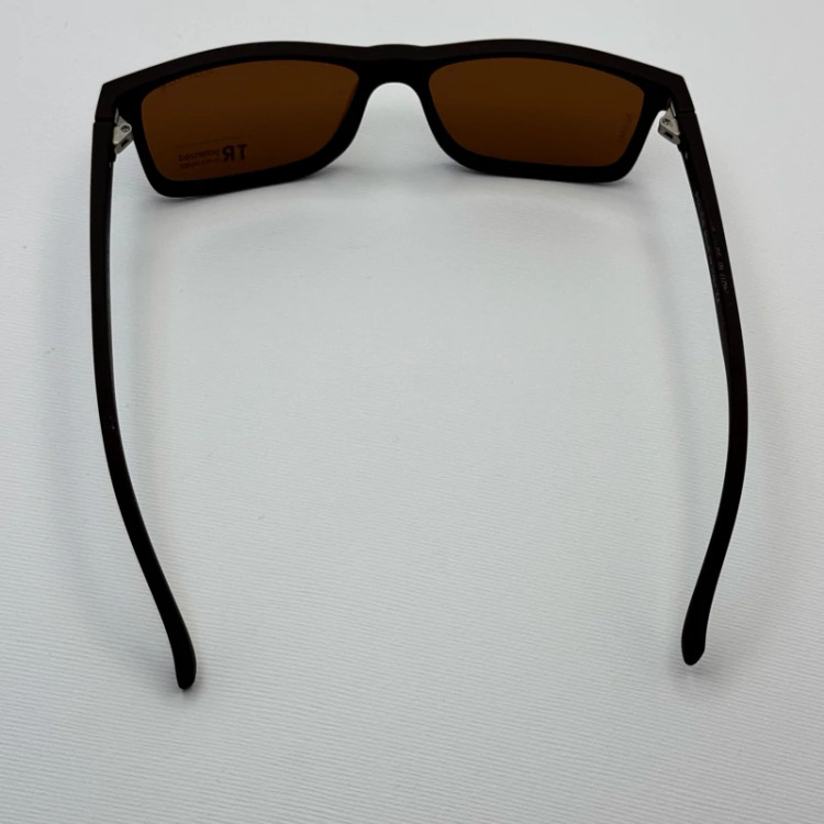 تصویر عینک آفتابی پلیس POLICE قهوه ای پلاریزه و یووی 400 به همراه کاور پارچه ای و دستمال نانو کد 1940