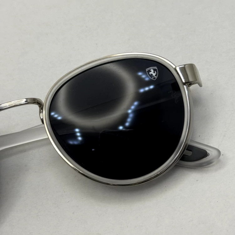 تصویر عینک آفتابی گرد ریبن فراری کریستالی با پک کامل Rayban Ferrari RB3705