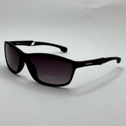 تصویر عینک اسپرت پلاریزه کشیده کررا CARRERA آبی نفتی مناسب رانندگی و ورزش به همراه کاور پارچه ای و دستمال نانو مخصوص کد p2215