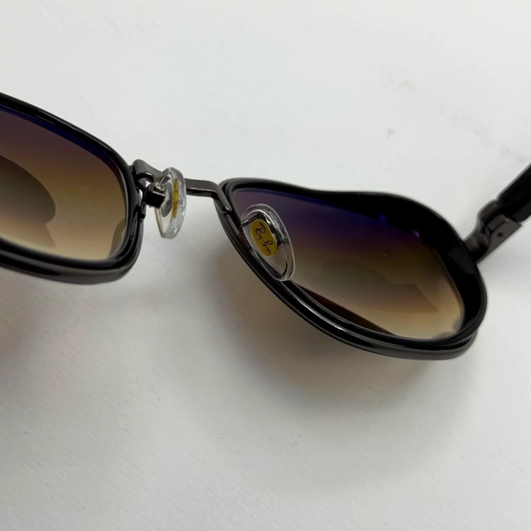 تصویر عینک ریبن شیشه سنگ قهوه ای هایلایت فریم نوک مدادی آنتی رفلکس به همراه پک کامل ریبن کد RB 3674