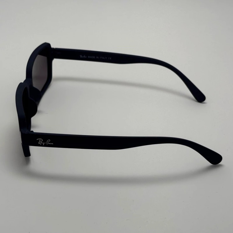 تصویر عینک آفتابی پلاریزه ریبن مستطیلی آبی پر رنگ کد rayban RB 2201