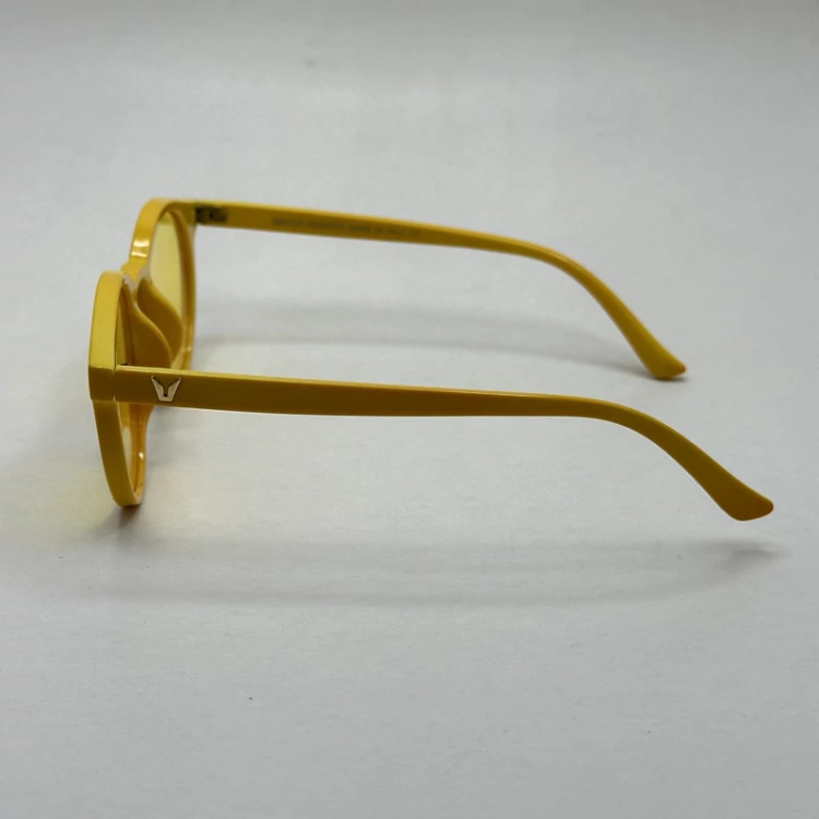 تصویر عینک آفتابی و شب جنتل مانستر گرد رنگ زرد