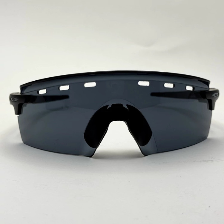 تصویر عینک آفتابی اوکلی مشکی کد OAKLEY TO4935