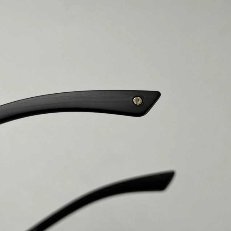 تصویر عینک آفتابی مردانه کارتیر Cartier مدل Santos تمام مشکی