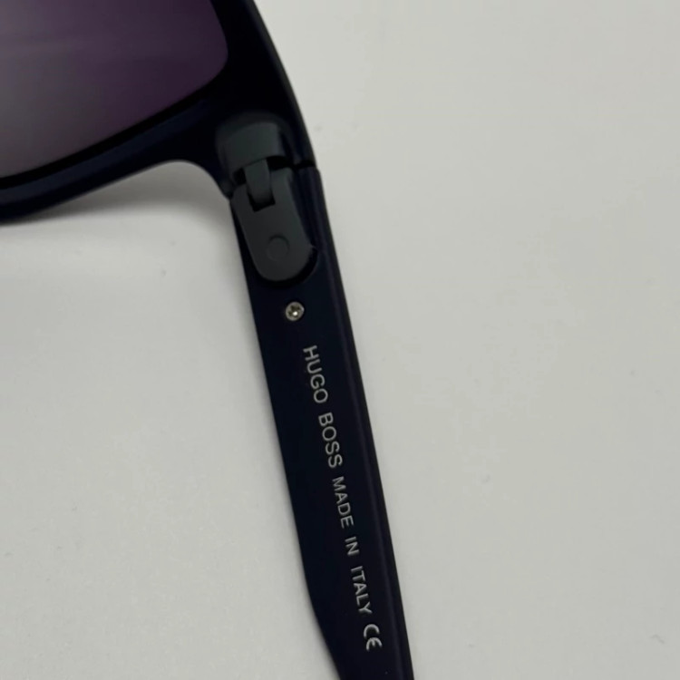 تصویر عینک آفتابی پلاریزه هوگو باس HUGO BOSS آبی نفتی کد 2205 - عینک رانندگی