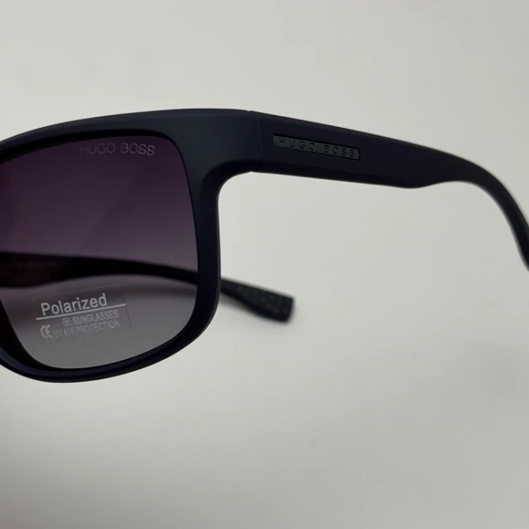 تصویر عینک آفتابی پلاریزه هوگو باس HUGO BOSS آبی نفتی کد 2205 - عینک رانندگی