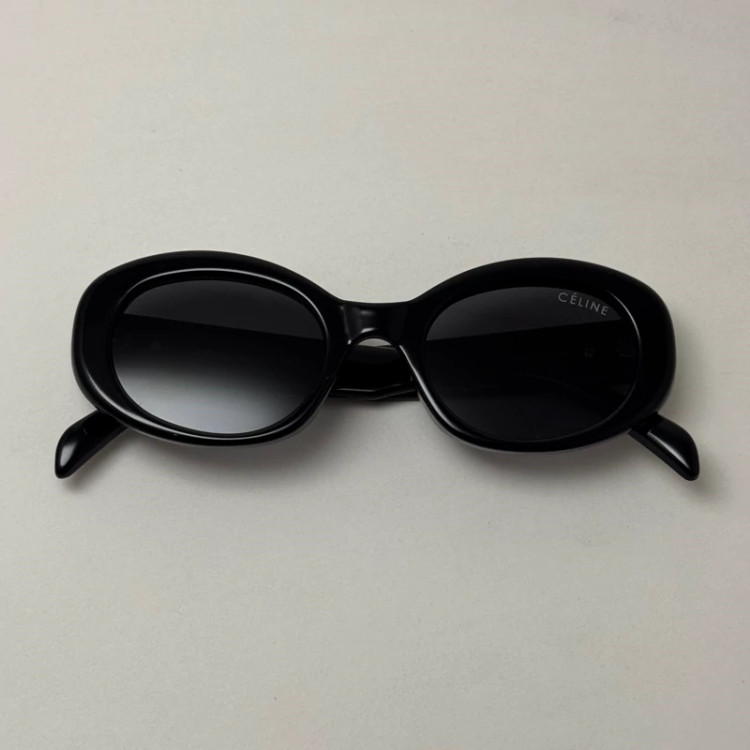 تصویر عینک آفتابی پلاریزه بیضی سلین CELINE تمام مشکی مستر کوالیتی به همراه پک کامل سلین