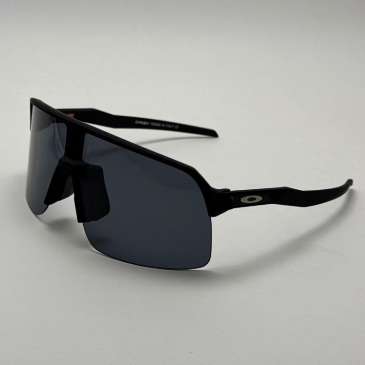 تصویر عینک آفتابی اسپرت اوکلی OAKLEY مدل SUTRO تمام مشکی