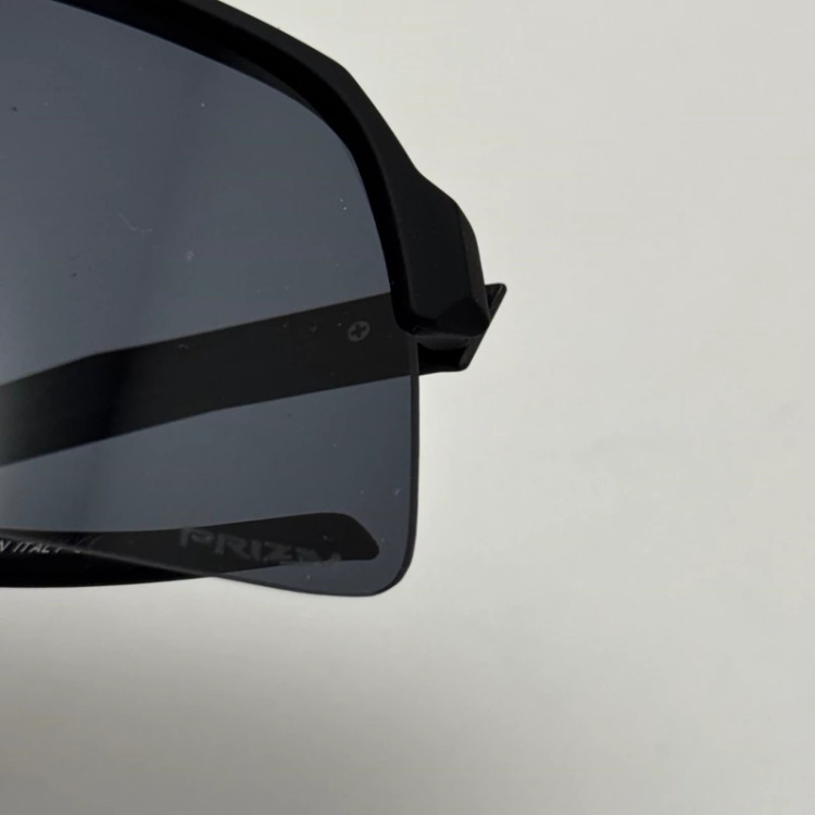 تصویر عینک آفتابی اسپرت اوکلی OAKLEY مدل SUTRO تمام مشکی