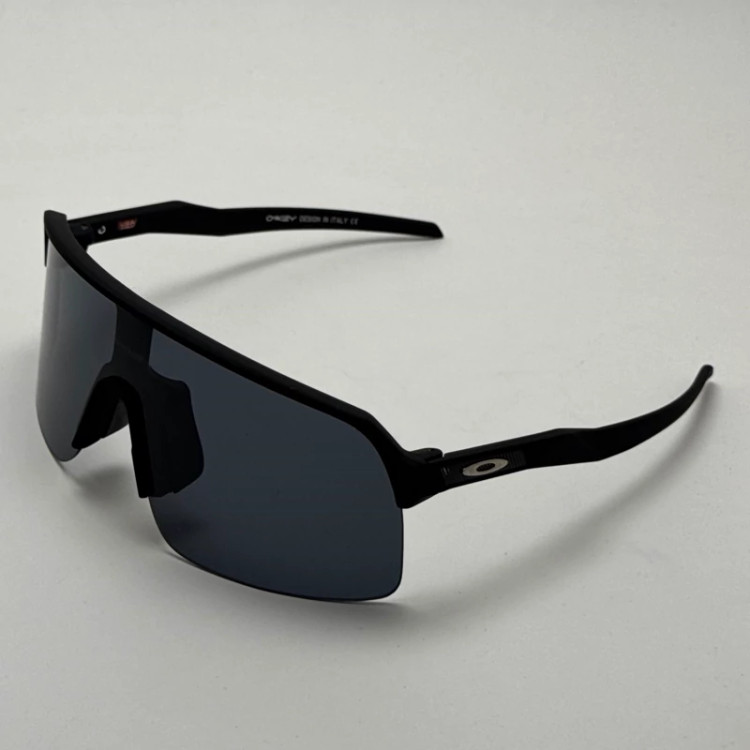 تصویر عینک آفتابی اسپرت اوکلی OAKLEY مدل SUTRO تمام مشکی