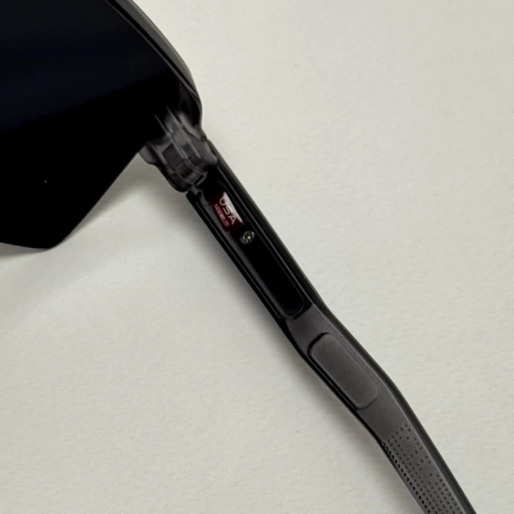 تصویر عینک آفتابی اوکلی پلاریزه اسپرت کد OAKLEY TO 4934